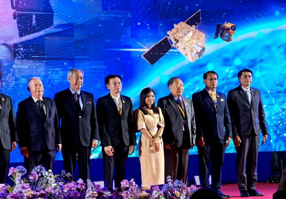 李德仁院士率团出席2025泰国航天大会，多维深化中泰航天与教育合作